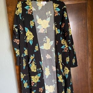 Lularoe Sarah Duster black with yellow flowers